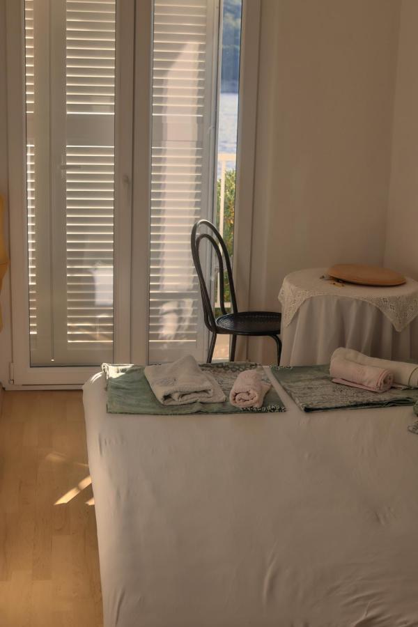 Apartman Blaga ポヴィヤ エクステリア 写真