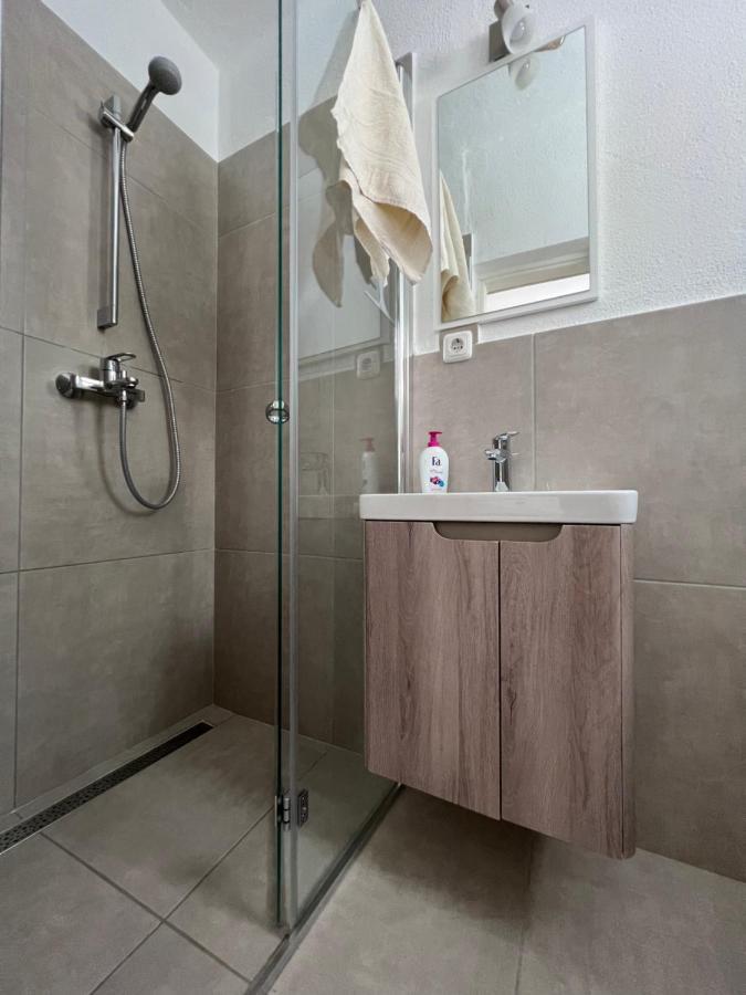 Apartman Blaga ポヴィヤ エクステリア 写真