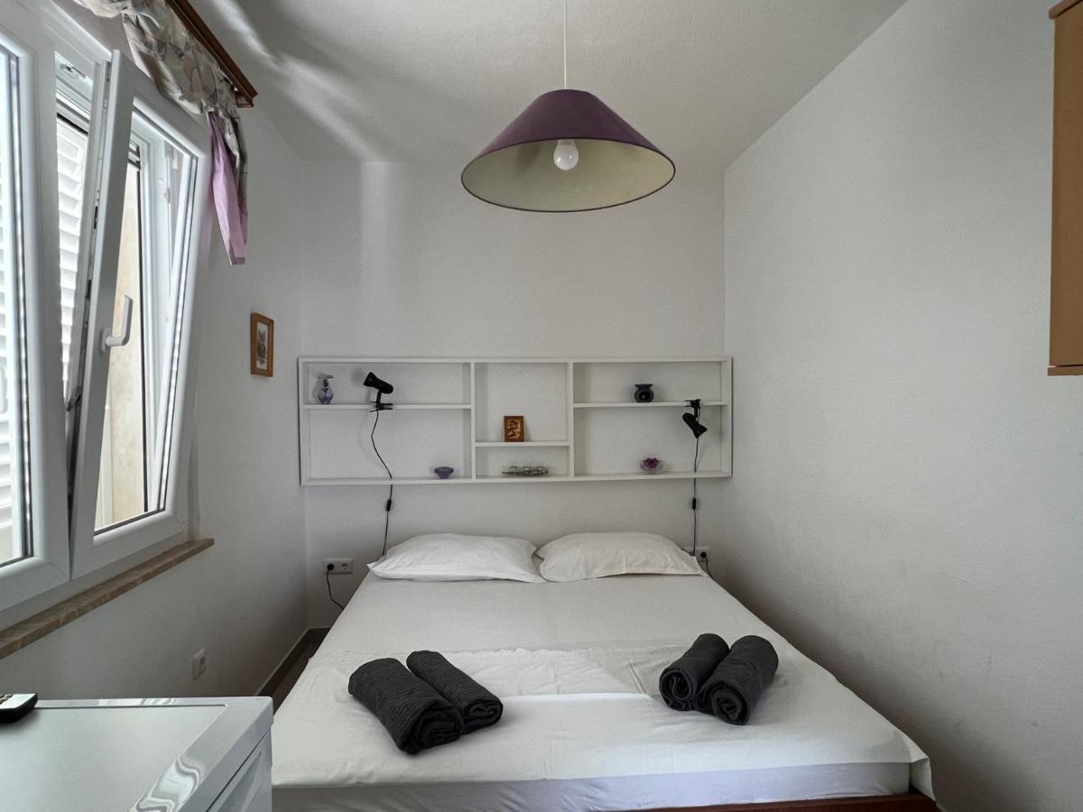 Apartman Blaga ポヴィヤ エクステリア 写真